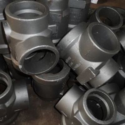 OEM Grijs gietijzeren onderdelen en CNC-bewerking ± 0,1 mm Tolerantie